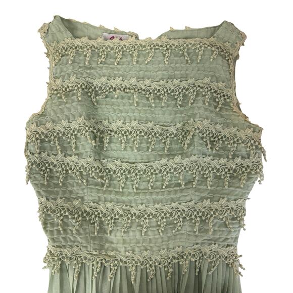 1950s Mint Green Carlye Dress – Lace Bodice & Pleated Skirt – Size XS/S - Picture 13 of 14